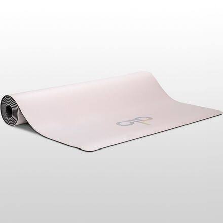 Alo Yoga Warrior Mat - Powder Pink – Ostanka Store
